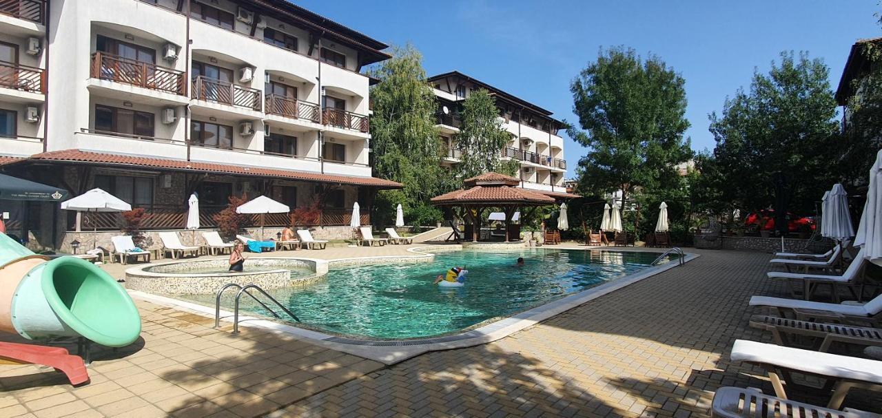 Mm Complex Apartment พรีมอร์สโก ภายนอก รูปภาพ